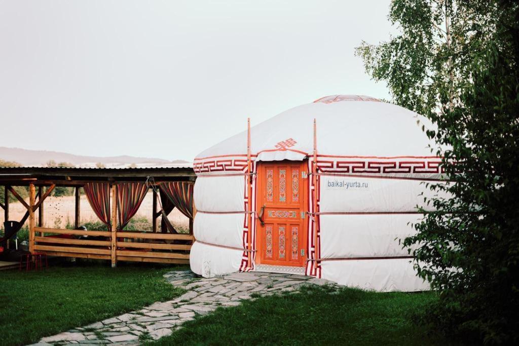 Caloroczne Jurty Mongolskie - "Domy Slonca" Kłodzko Esterno foto